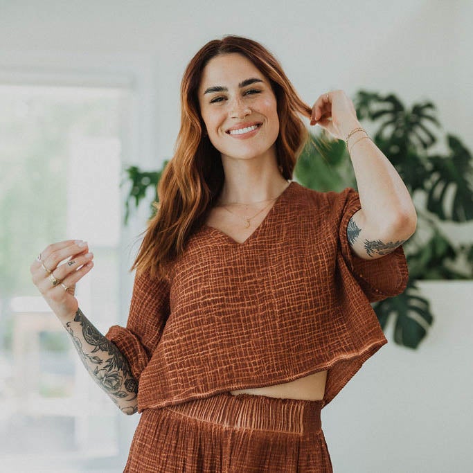 Crop Top | Frilly Lilly Home 10124 Main Street Summerland, BC V0H